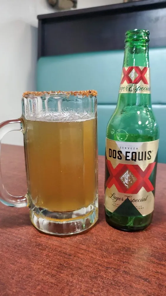 Dos xx Lager En Tarro Escarchado Con Tajin